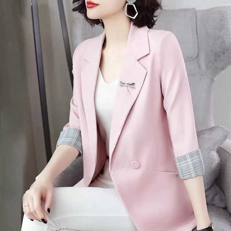 Suisse aux femmes Professional Black Women Blazer 2022 Été Casual Ladies Western Style Fashion Hit Couleur Net Red Blazers