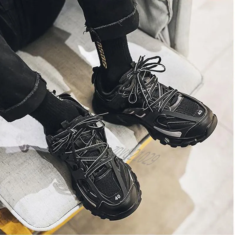 2022 Dirty Dad Shoes Triple S Track Trackers New Fashion Clunky Men and Women Designer Black Orange Ladies Walking Paris Shoe Z60