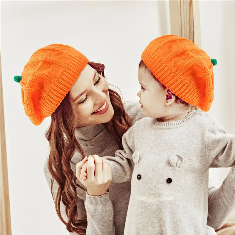 2023ハロウィーン親子ニットキャップ新しいファッションママの赤ちゃんかわいいソリッドカラー冬の柔らかい暖かいパンプキンベレー帽子