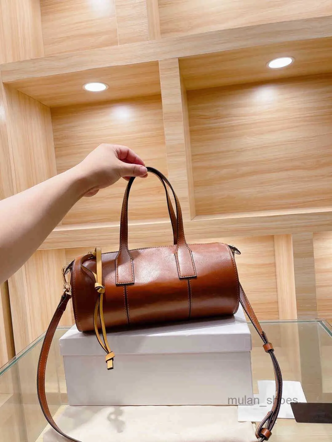 حقائب كتف للسيدات 2022 حقائب يد نسائية على شكل برميل ماسنجر تحت الإبط محفظة جلدية فاخرة