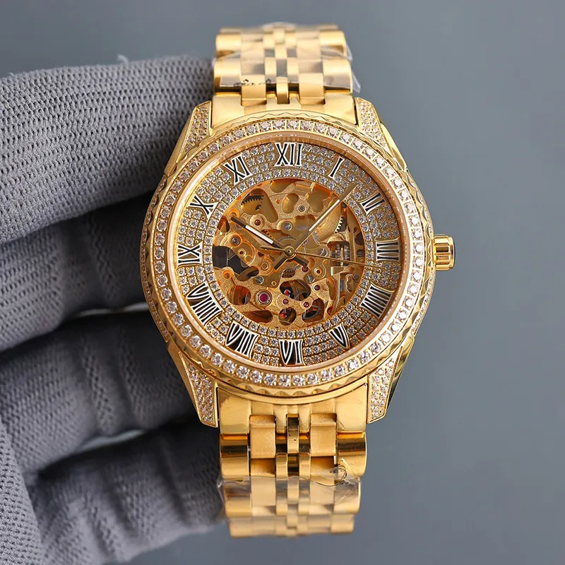 Mens Watches Diamond Wristwatch Fully Automatic Mechanical Watch Sapphire Stainless Steel Strap Design 40mm Montre De Luxe Gold Strap