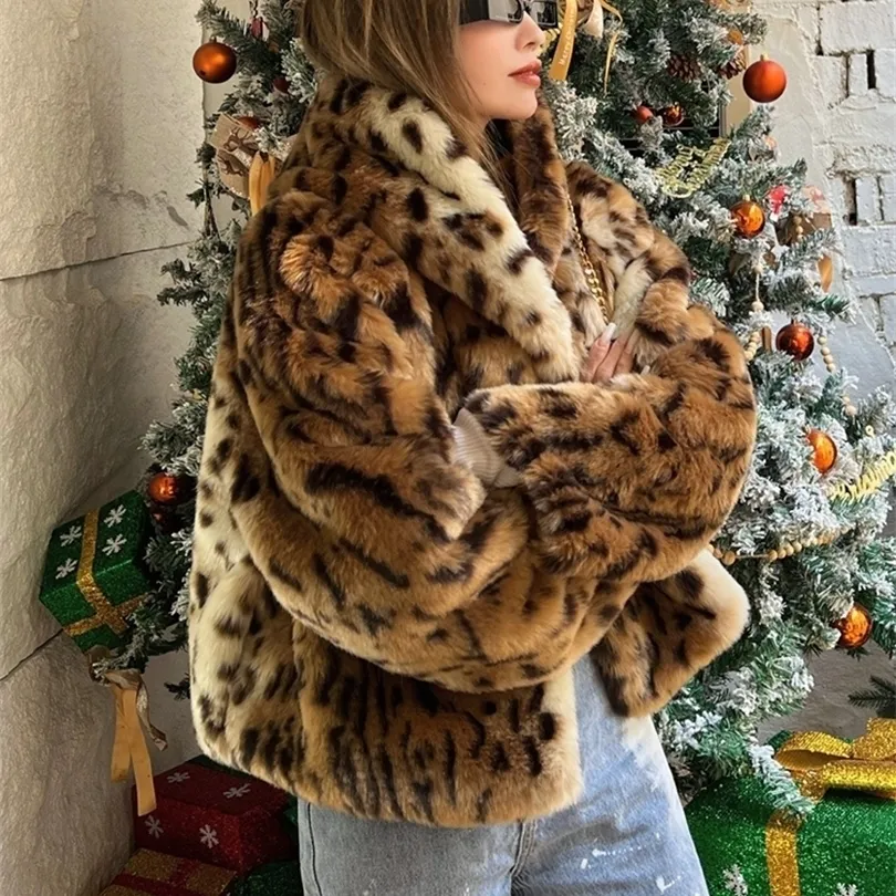 Womens Jackets Lautaro Winter Short Thick Warm Leopard Print Faux Fur Coat Women with Hood Raglan Long Sleeve Girl Loose Soft Fluffy Jacket 220926