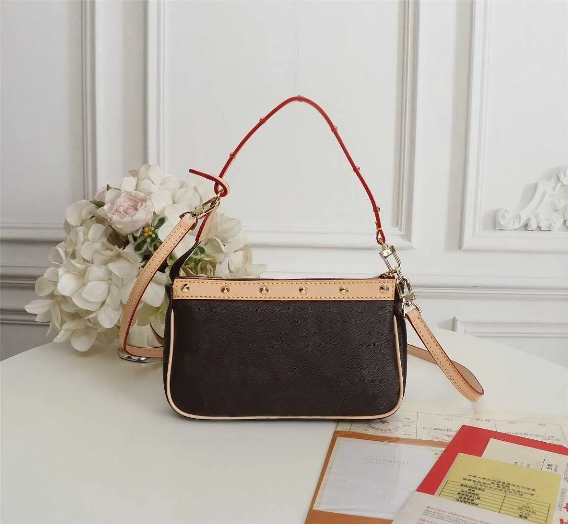 2022 high quality Luxury designer shoulder bags classic leather handbag high quality ladies fashion bag two colors size 22cm