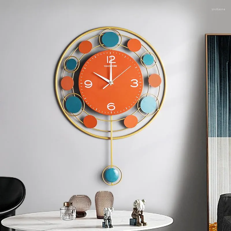 Orologi da parete moderna creativa in metallo in metallo clock sospeso corridoio el casa decorazione domestica artigianato
