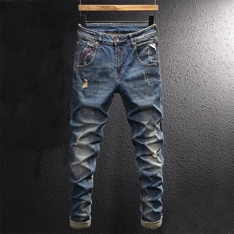 Mens jeans Italiaanse stijl mode retro blauw elastisch slanke fit vernietigde gescheurde vintage ontwerper casual denim broek homme 220928