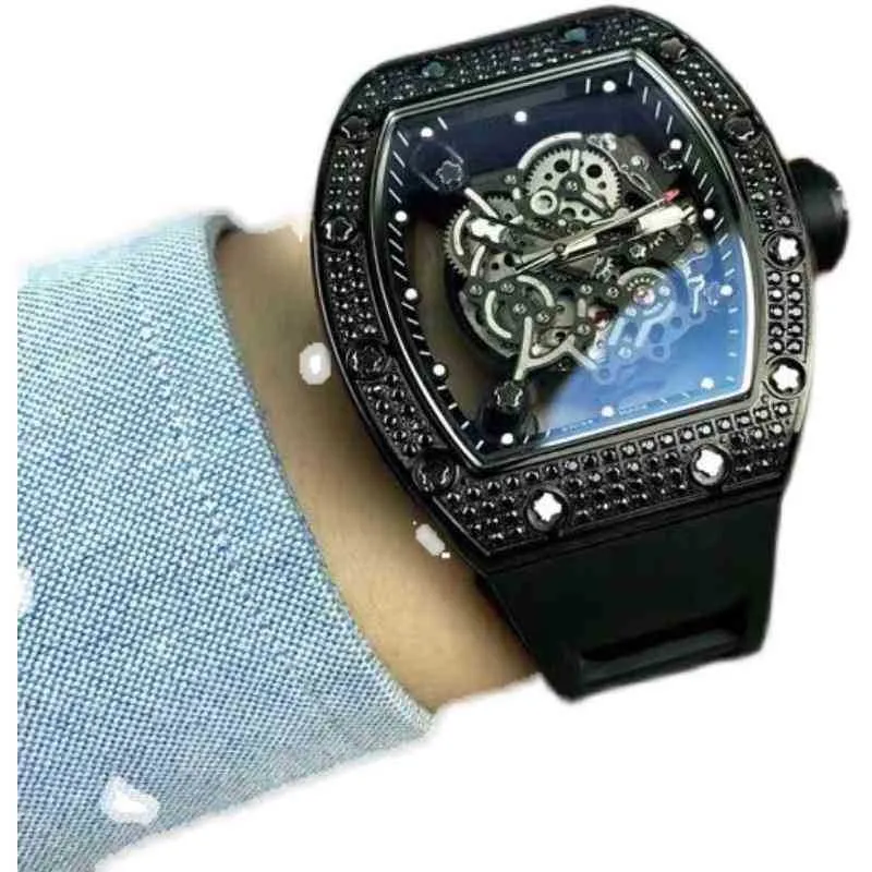 Смотреть наручные часы Роскошные Рича Миллес Дизайнер Дизайнерский мужской бриллиант с шипами Sky Star Полностью автоматические механические часы выпускают персонализированную ленту водонепроницаемую моду