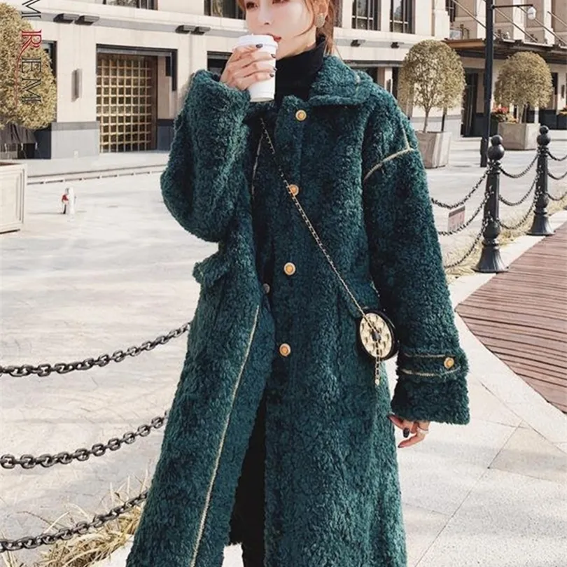 Womens Fur Faux LANMREM Inverno Cappotto di lana di agnello verde scuro Maniche lunghe Monopetto Sciolto Lusso Stile coreano Abbigliamento caldo 2R7208 220927