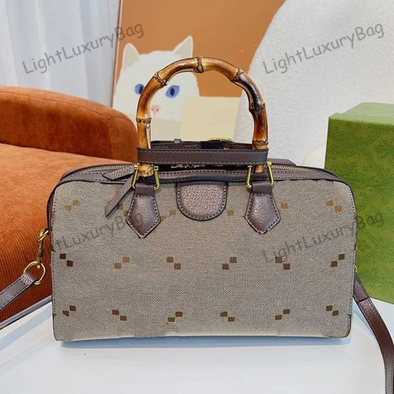 Classic Bamboo Light luxury Shoulder Bag Designer Leather Wallet retro Crossbody For Women Famous Brand Shopping Purses 220203