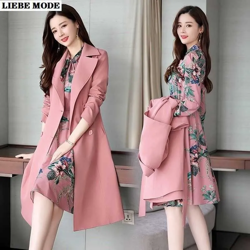 Trench Coats klaring Spring Ladies Dress Suits voor kantoorkleding Lange trench jas en knielengte jurk 2 -delige set vrouwen formele jurken Pak Y2209