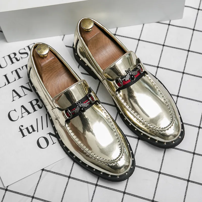 Fashion Loafers Men Shoes Classic Shiny PU Round Head One Pedal Small Flying Insect Decoration Business Casual Wedding Party Daily AD289