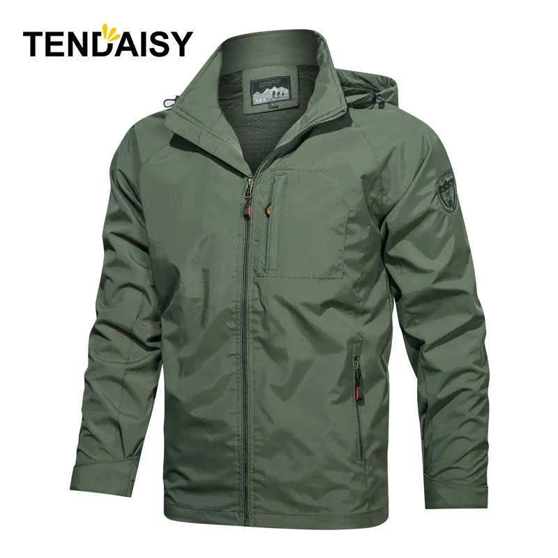 Męskie kurtki dla mężczyzn kurtka wodoodporne płaszcze oddychające do kempingu turystyki na świeżym powietrzu sporty wspinaczkowe Trekking Windbreaker Travel Spring Autumn 2022 NOWOŚĆ T220926