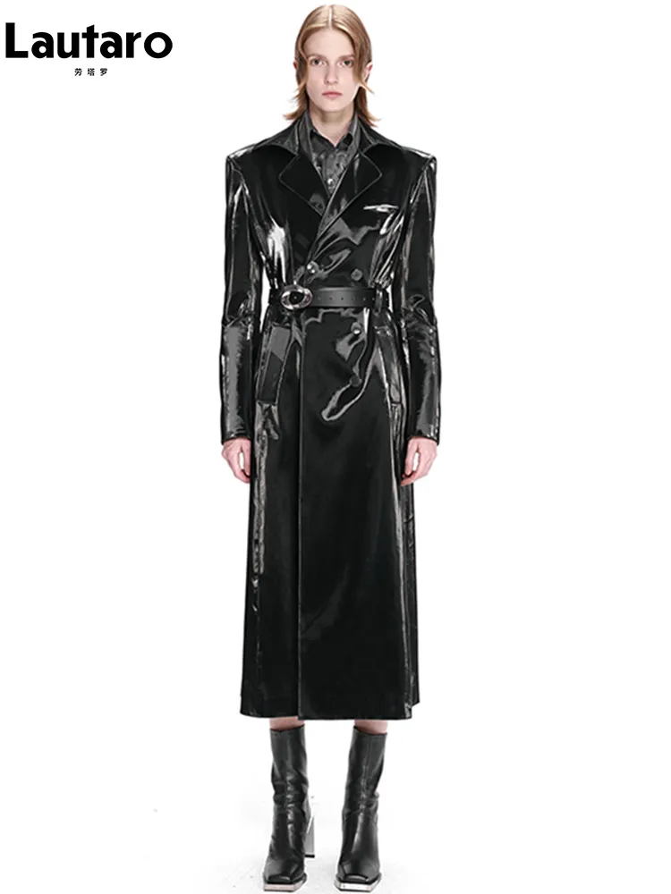 Damen-Leder-Kunstleder-Damenjacken Lautaro Herbst Lang Schwarz Wasserdicht Reflektierender Lackleder-Trenchcoat für Frauen Gürtel Zweireihig Europäische Fas