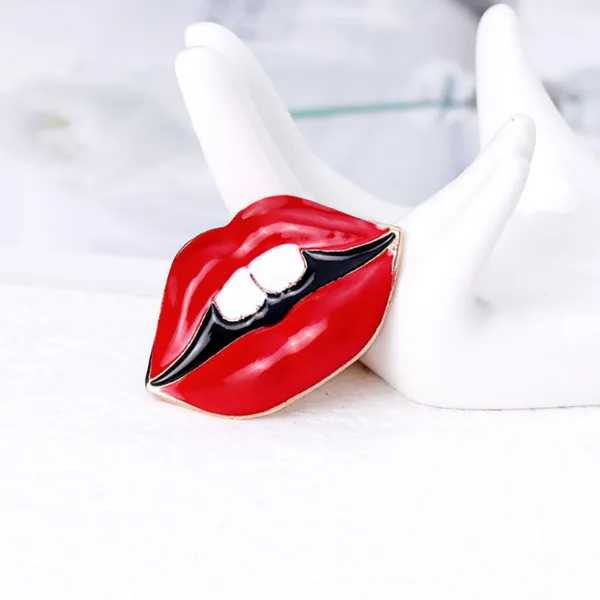 Red Lip Brooch Pin Business Suit Tops Formal Dress Corsage Brooches for Women Gift Fashion Jewelry