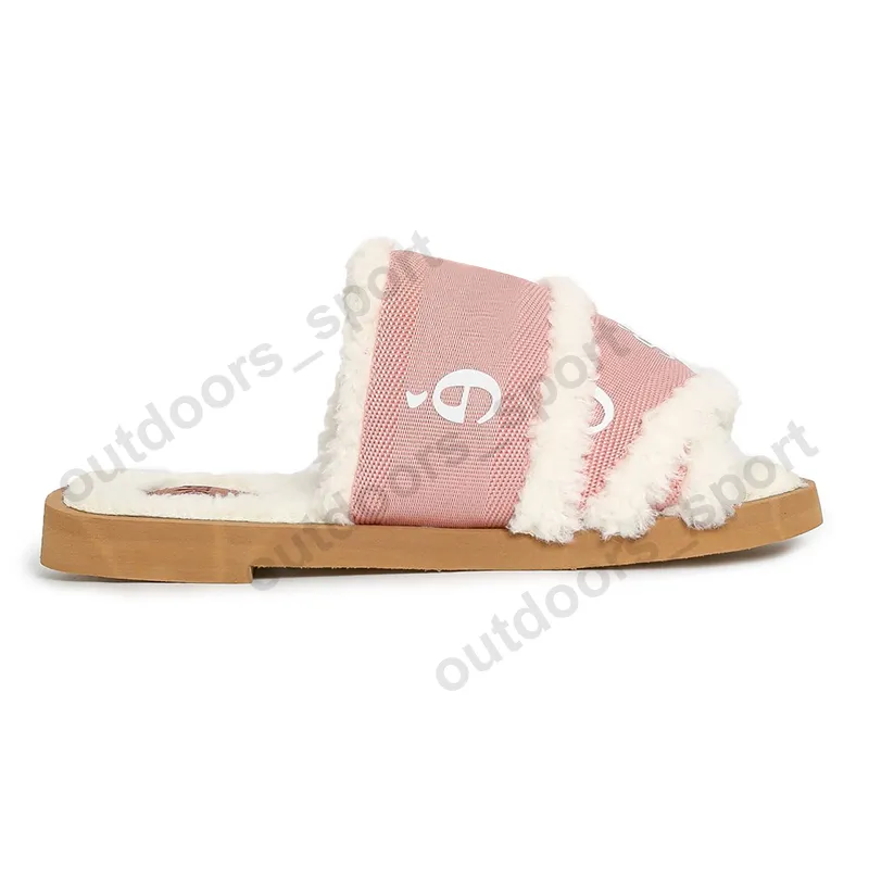 Sporty lux fur slides sale