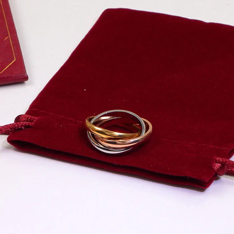 Anello serie Trinity in acciaio inossidabile di alta qualità Anello tricolore placcato oro 18 carati Gioielli vintage Tre anelli e tre colori fashio249k