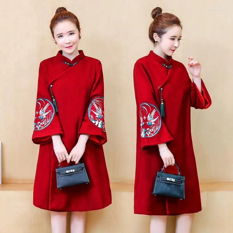 Roupas étnicas Autumn Winter Women Coat Borderyery Cheongsam Retro Retro Dress Dress Mandarina Colo