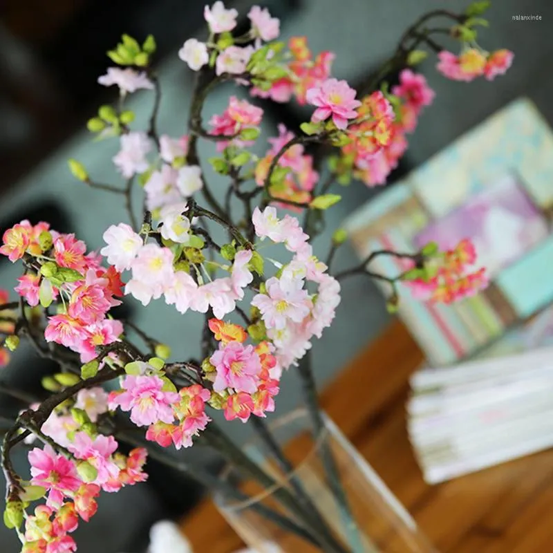 Fleurs décoratives 73cm Cerisier Artificiel Pollen Rouge Soie Haute Qualité Faux Fleur Sakura Décoration De Mariage Branche Décors À La Maison