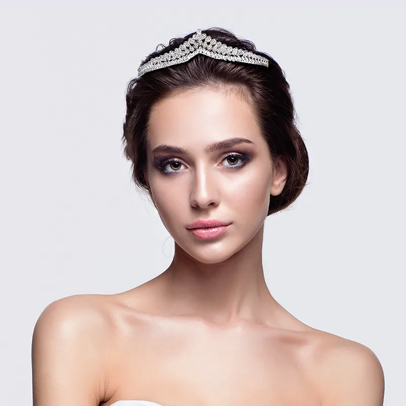 Elegancka kryształowa korona Wedding Hair Akcesoria srebrne tiary vintage damskie opaska na pannę młodą konkurs