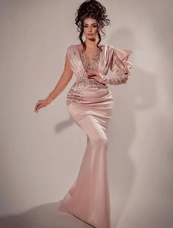 2022 Sexy Mermaid Pink Evening Dresses Arabic Long Sleeves Illusion Crystal Beads Floor Length Party Prom Gowns Special Occasion Wears