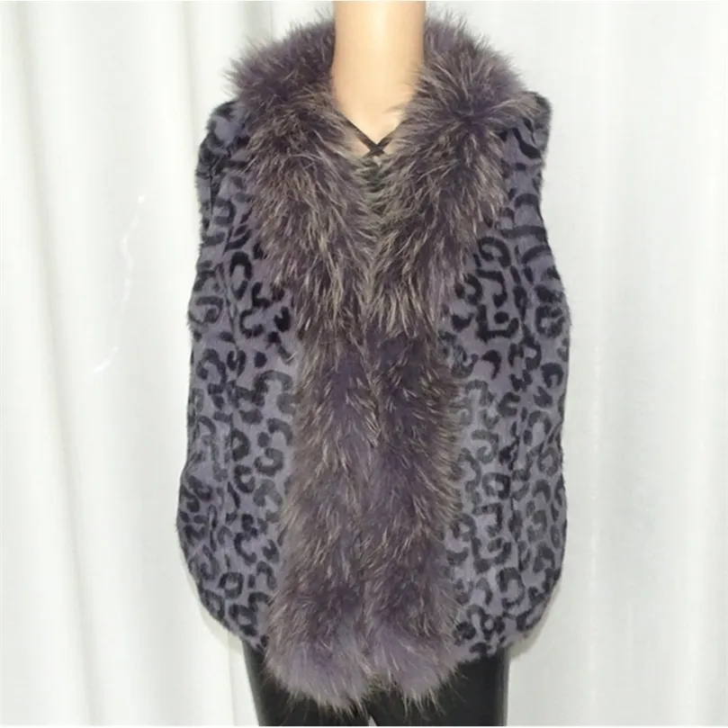 Gilet da donna in pelliccia sintetica Vero coniglio viola leopardo Gilet da donna in vera pelliccia con scollo a V corto con colletto di procione 220929