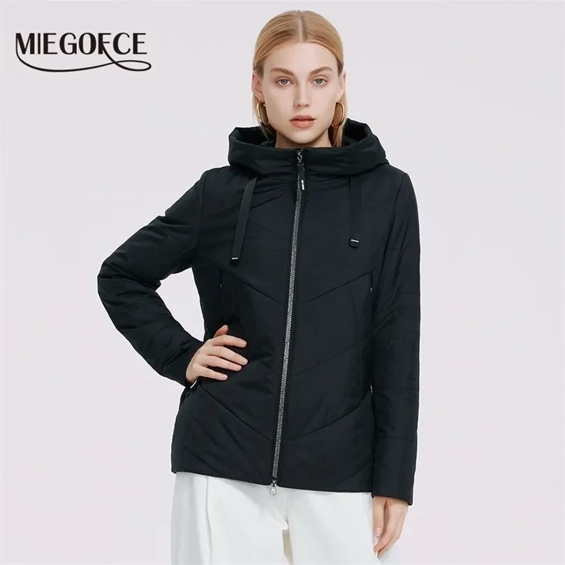 Damen Daunenparkas MIEGOFCE Jacke Wasserdichter Damenmantel Spezielles Design Sport Klassische Jacke Kapuze Qualitätsfüller Damenparka C21313 220930