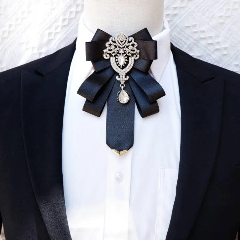 Corbatas de lazo para hombre, corbata de diamantes de imitación, regalos de negocios de alta gama de lujo, cuello de flores, accesorios de boda para hombre, pajarita de moda S