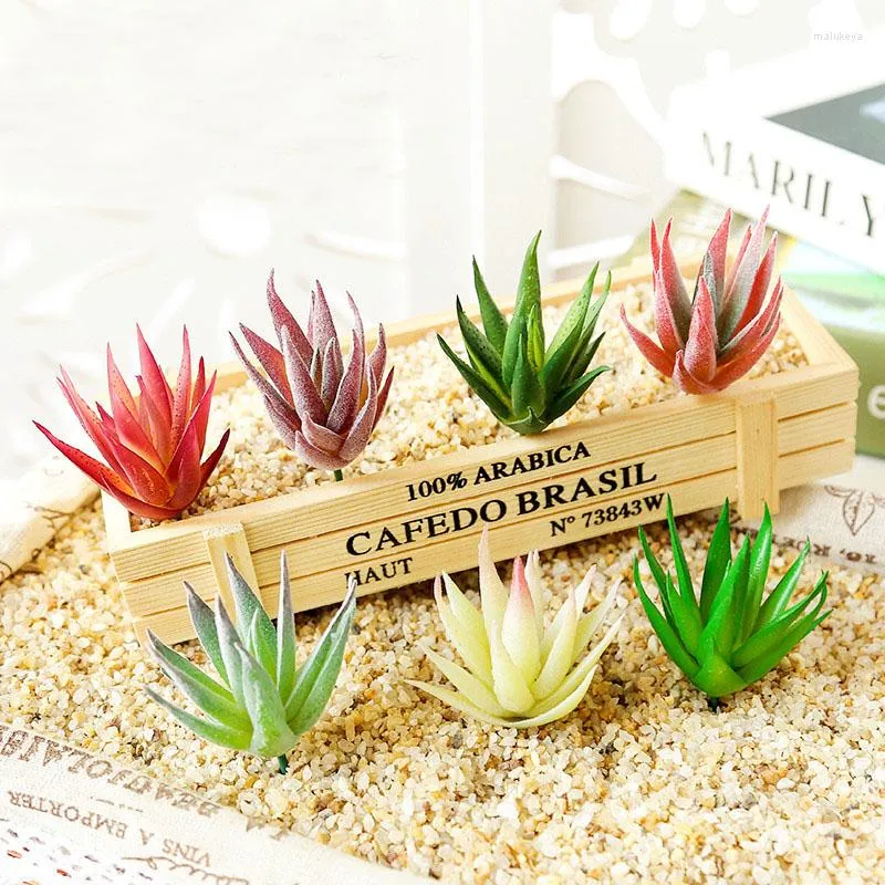 Decorative Flowers Artificial Small African Aloe Plastic Succulents Plants Home Garden Living Room Wedding Decoration Fake