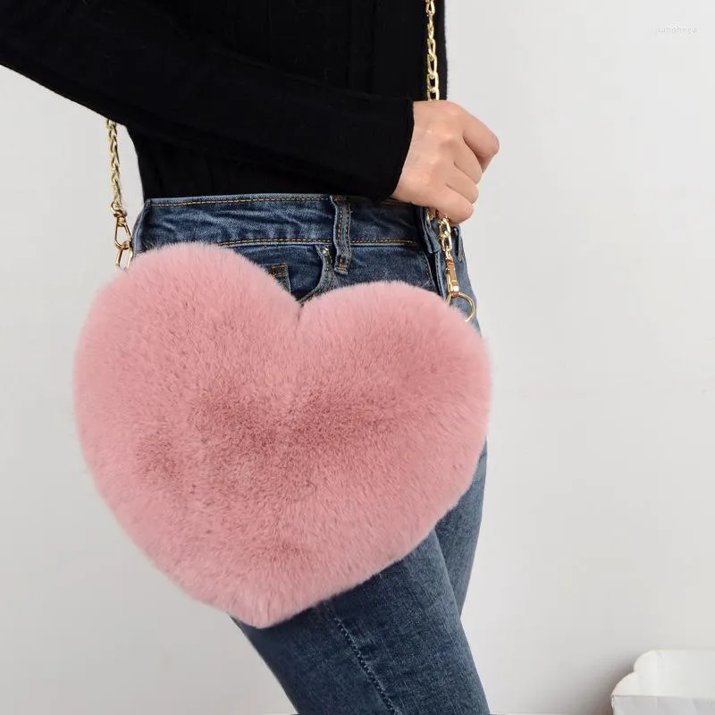 Sacs de soirée mode femmes sacs à main en forme de coeur mignon Kawaii fausse fourrure bandoulière portefeuille sac à main en peluche chaîne sac à bandoulière dame sac à main