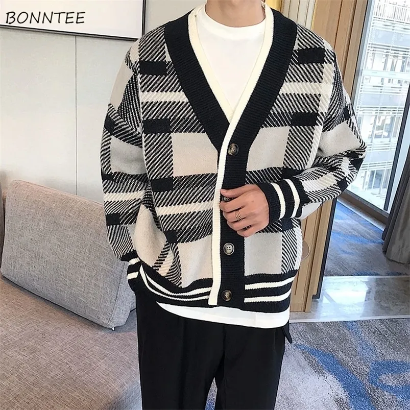 Men's Sweaters Cardigan Men Spring Korean Style Simple Design Plaid Knitting Retro Casual Unisex V-neck Loose Vintage Quality Sweater Chandails 220930