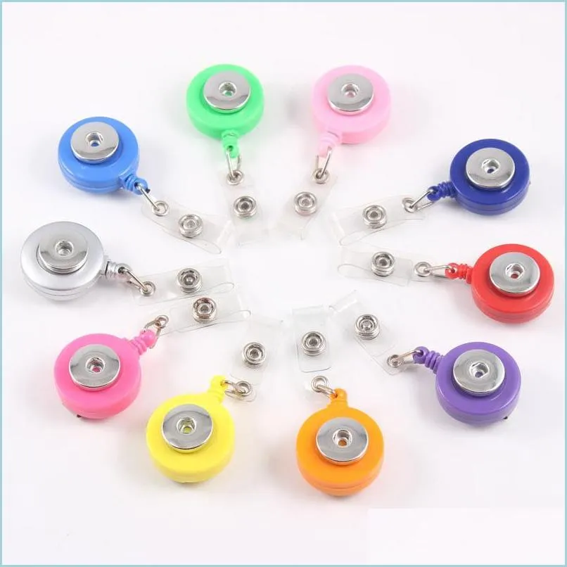 Keychains Snap -knapp inf￤llbart skidpass -ID -kortm￤rke Holder rullar pl nyckelnamn tag recoil rulle fit 18mm snaps knappar je mjfashion dhpx7