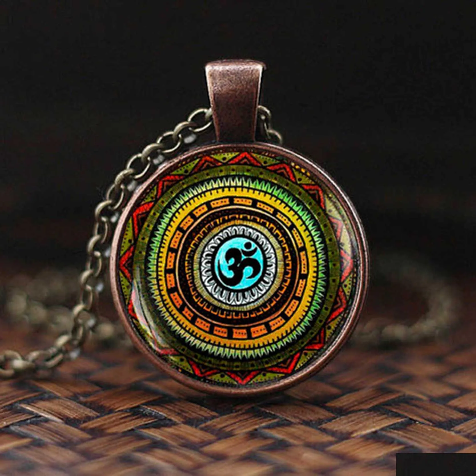 Pendentif Colliers Vintage Bouddhisme Collier Chakra Verre Cabochon Pendentif Bijoux Om Inde Yoga Mandala Colliers Unisexe Gi Mjfashion Dhliv