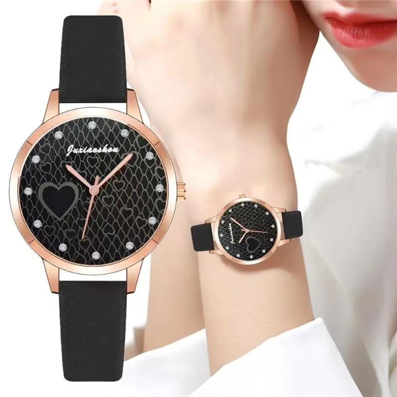Нарученные часы женщины смотрят бриллиантовые любовь дамы, простые кварцевые часы браслет montre femme relojes para mujerwristwatches.