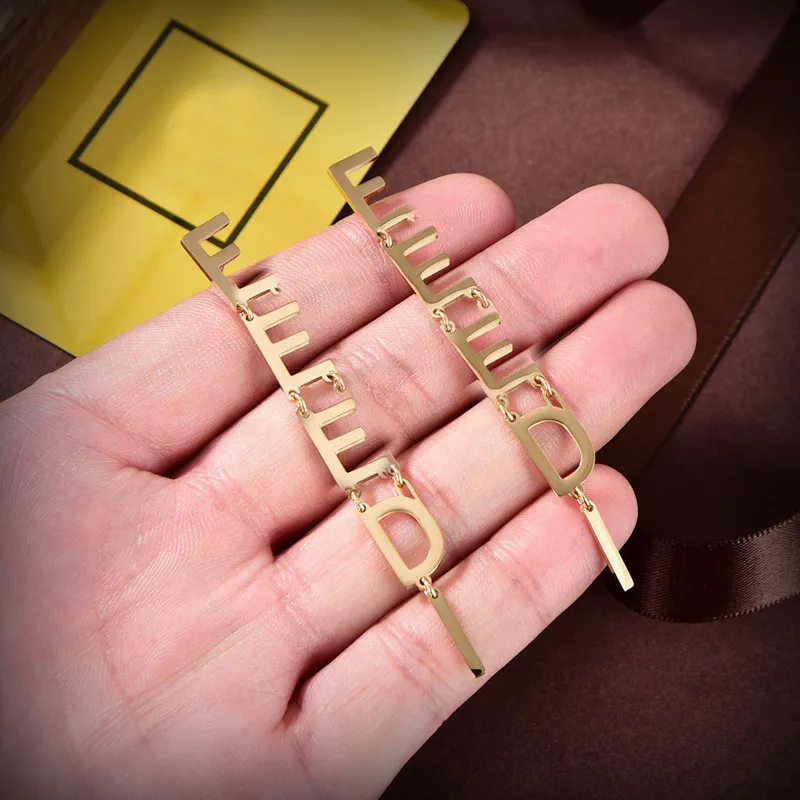 Women Gold Earings Jewelry Luxurys Designers Earring Letters Dangle Pendant Studs F Fashion 925 Silver With Box 22081102R