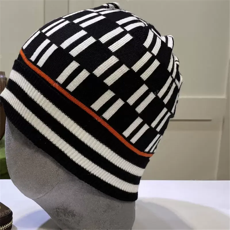 Mens Tasarımcı Beanies Kış Casquette Kadınlar Örme Kapaklar Bonnetler Lüks Mektup Kaşmir Kova Kovası Şapkalar Yün Kapağı Beanie Sıcak Bonnetler F Cap 2208184D