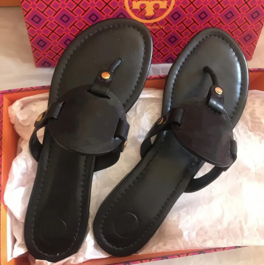 Sandalias de damas de cuero dise￱ador zapatos planos de verano de la playa de la playa de la playa zapatillas