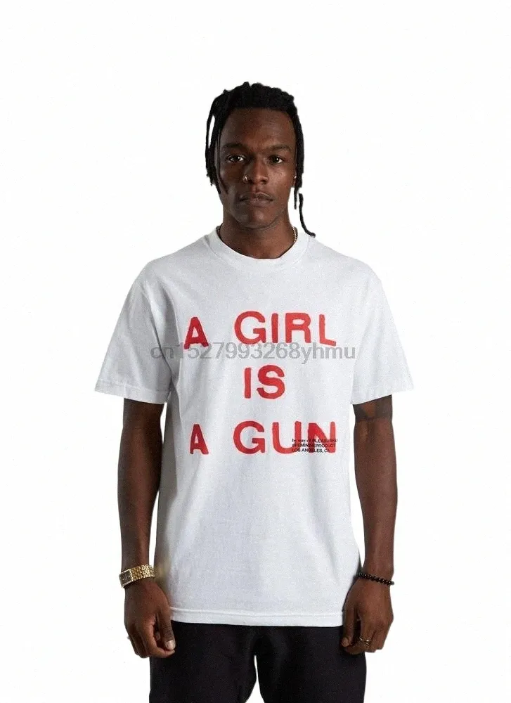 قمصان الرجال الفتاة هي قميص بندقية h6pv#