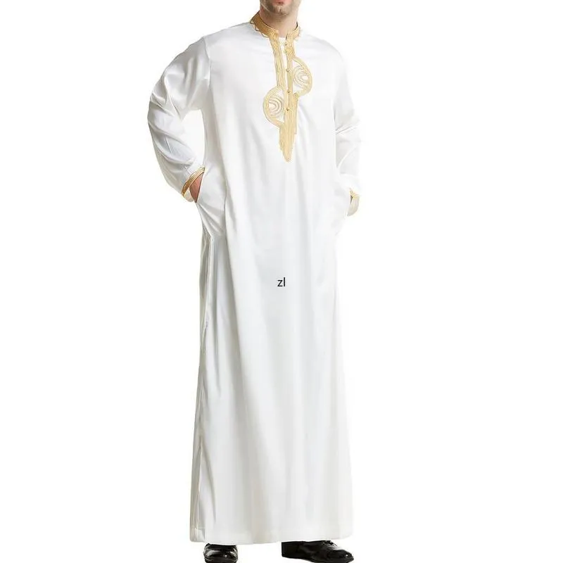 T-shirt da uomo Abbigliamento musulmano allentato da uomo Retro Lungo Casual a maniche lunghe Arabo Medio Oriente Colletto alla coreana Ricamo Abito maschileAbito da uomo