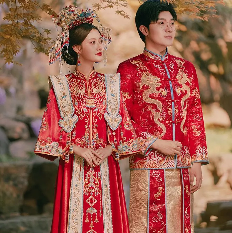 ヴィンテージエスニック服Xiuhe Groom Suits Hanfu Bride Luxury Antional China Wedding Costume Red Embroidery Oriental Style Couple Costary Vestido Chino