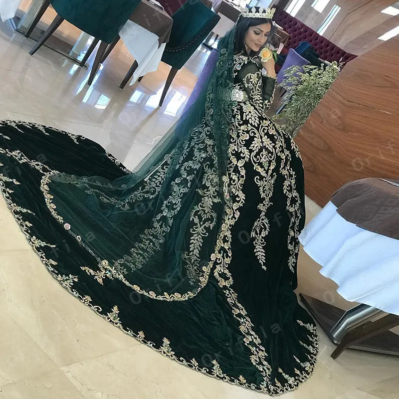 Elegant Emerald Green Gold Lace Beaded Long Sleeve Henna Wedding Kaftan  Gown ⋆ Sultan Dress
