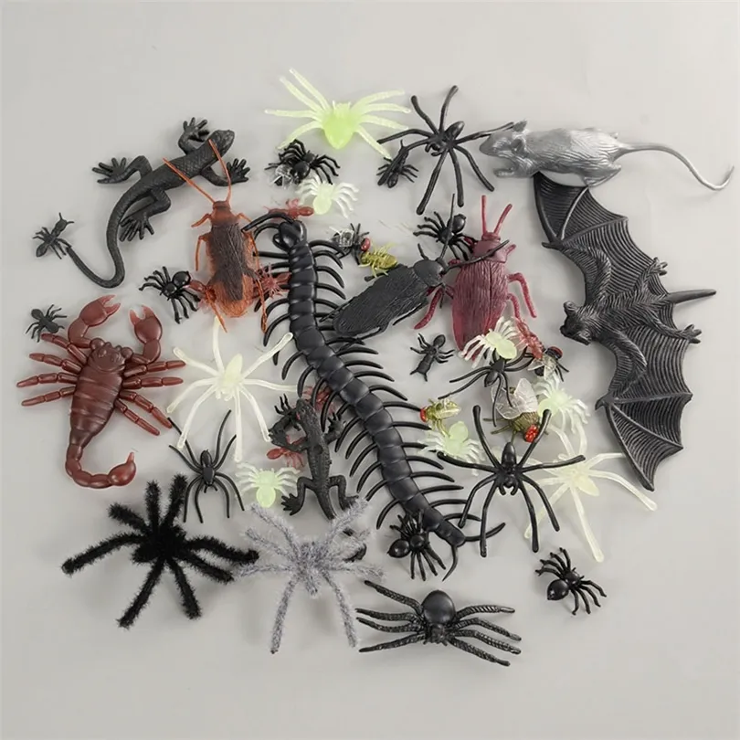 1Set Simulation Plastic Spider Bat Insect Bugs för Halloween Party Foolsday Decoration Haunted House Scary Props Kids Trick Toy 220819