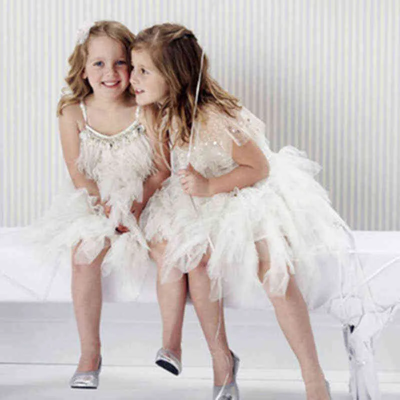 Party Dress for Girl Feather Sleeveless Beading aftonklänning elelgant barn Bithday Tutu klänning baby flickor barn vestidos