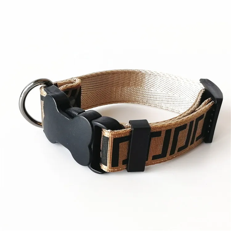 Designer-Hundehalsbänder, Geschirr-Set, luxuriöse Hundeleine, Sicherheitsgurte, Haustierhalsband und Haustierkette für kleine, mittelgroße und große Hunde, Katzen, Chihuahua, Pudel, Bulldogge, Corgi, Mops, Braun