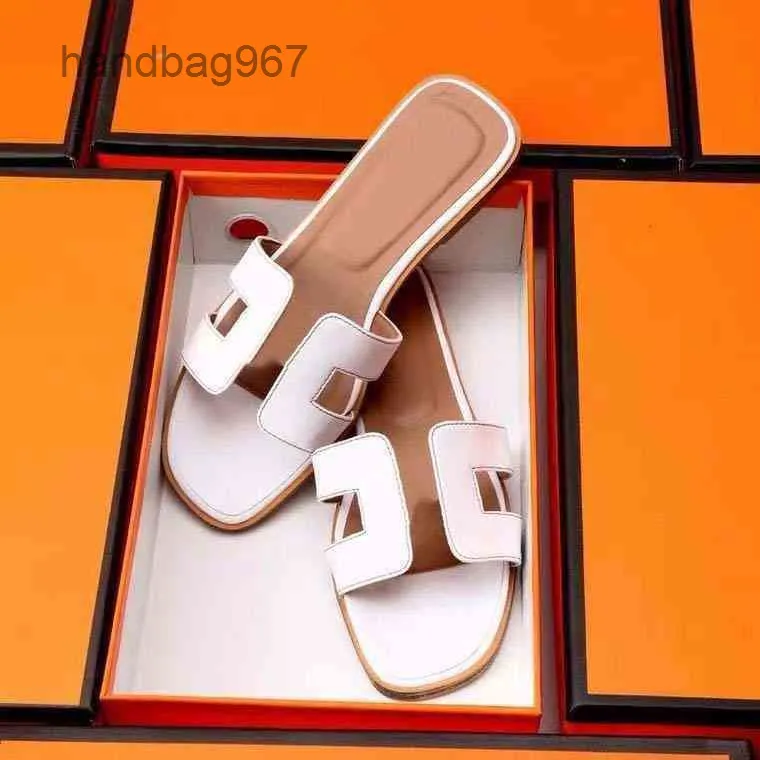 샌들 레이디 슬라이드 슬리퍼 신발 슬라이드 아파트 비치 udga 디자이너 여름 패션 클래식 섹시한 진짜 가죽 보인 로고