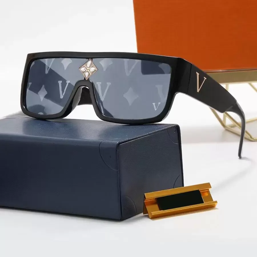 Diseñador de gafas de sol de gafas de sol de gafas de sol para mujeres Goggle Adumbral 5 Opciones de alta calidad