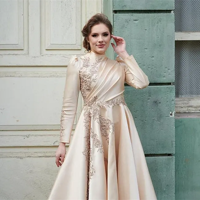 Elegant Gold Mother Of The Bride Dresses Ankle Length High Neck Long Sleeve Groom Mom Evening Prom Party Gowns Appliques Lace Bead271S