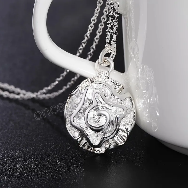 925 Sterling Silver Rose Flower Pendant Halsband för kvinnor Fashion Wedding Party Charm Jewelry