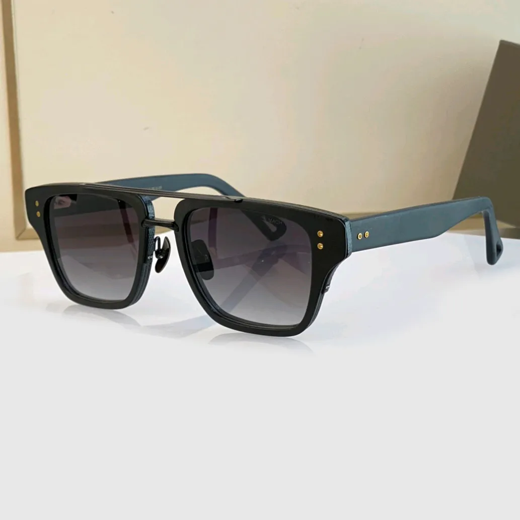 Vintage kare güneş gözlüğü mat siyah 18K altın/gri gölgeli gözlükler gafas de sol erkekler moda güneş gölgeleri UV400 koruma kutu