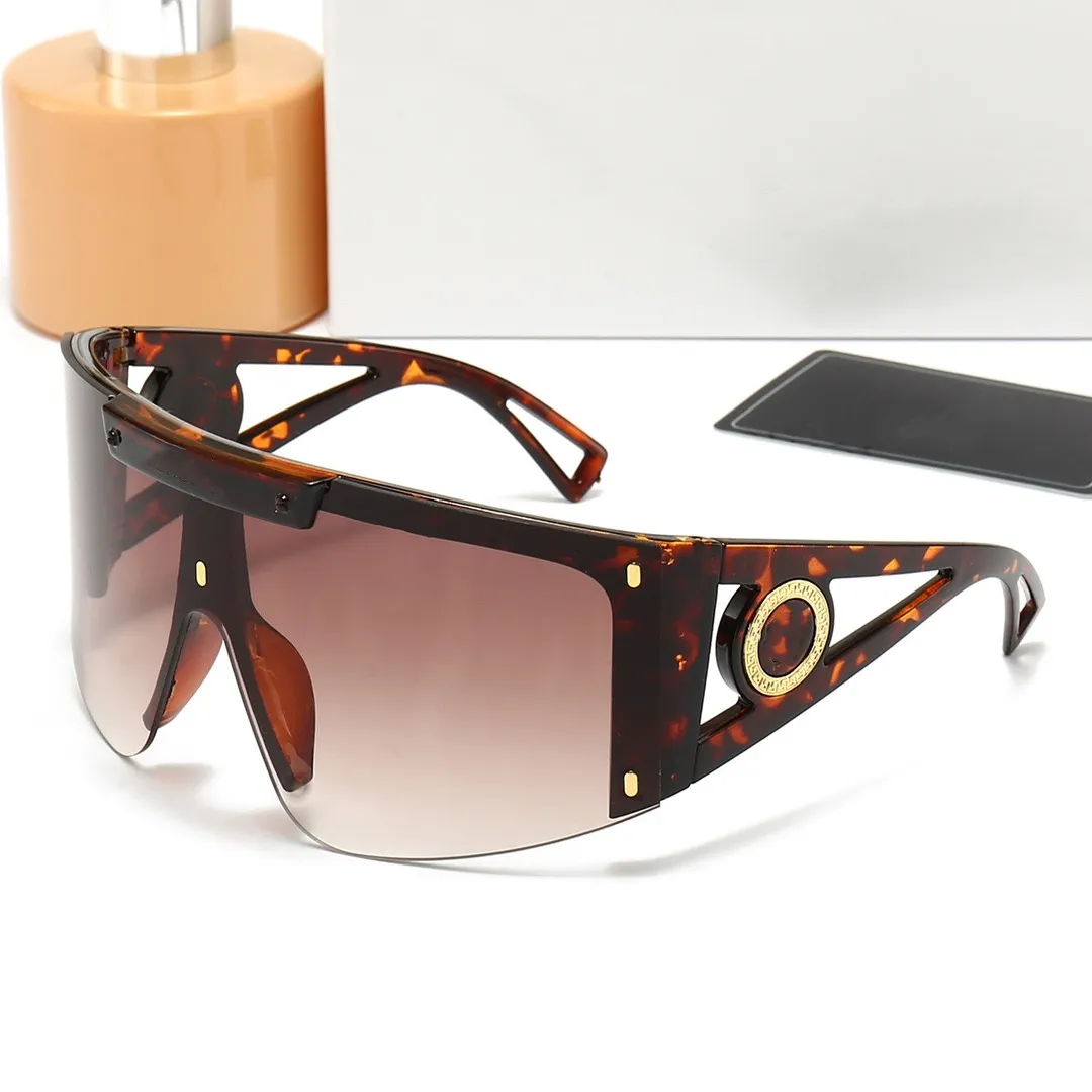 Luxury Design Sunglasses For Women 4393 Fashion Shield Sun  display picture 3