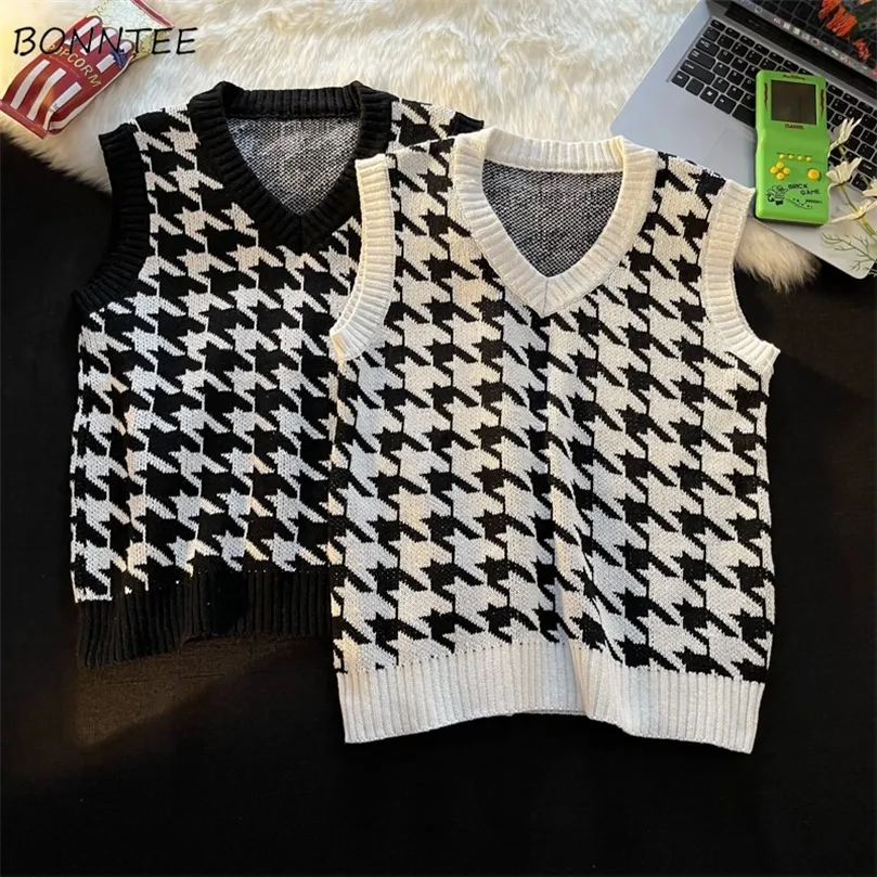 Men Houndstooth Sweater Vest Vintage Vneck Loose College AllMatch ärmlösa tröjor Par Fashion Sticked Tops Harajuku 220822