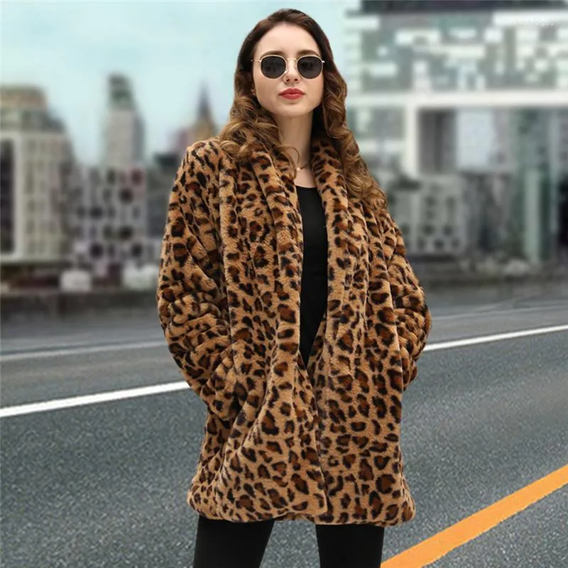 Abrigos clásicos de leopardo de imitación de piel para mujer, abrigo de lujo para invierno, chaqueta cálida de felpa, prendas de vestir a la moda, parte de arriba ropa informal borrosa 2022